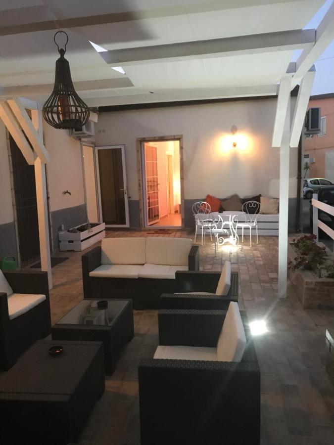 B&B CasAmica Rossano Exterior foto